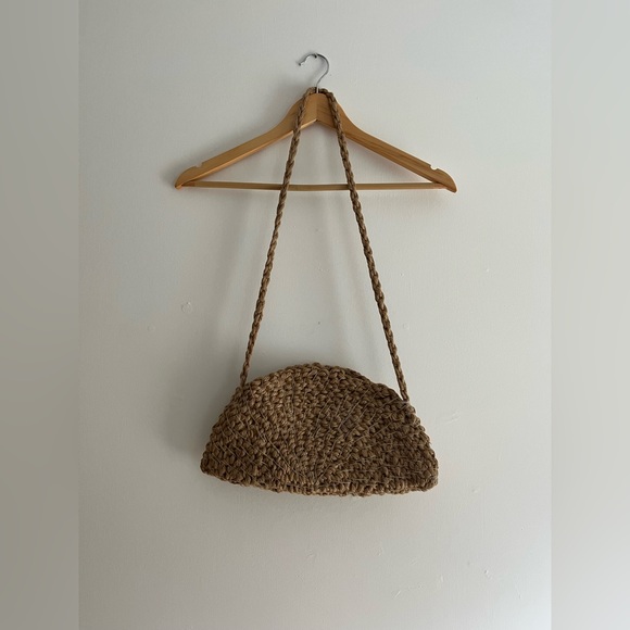 Handwoven “Moon” bag - Picture 16 of 16